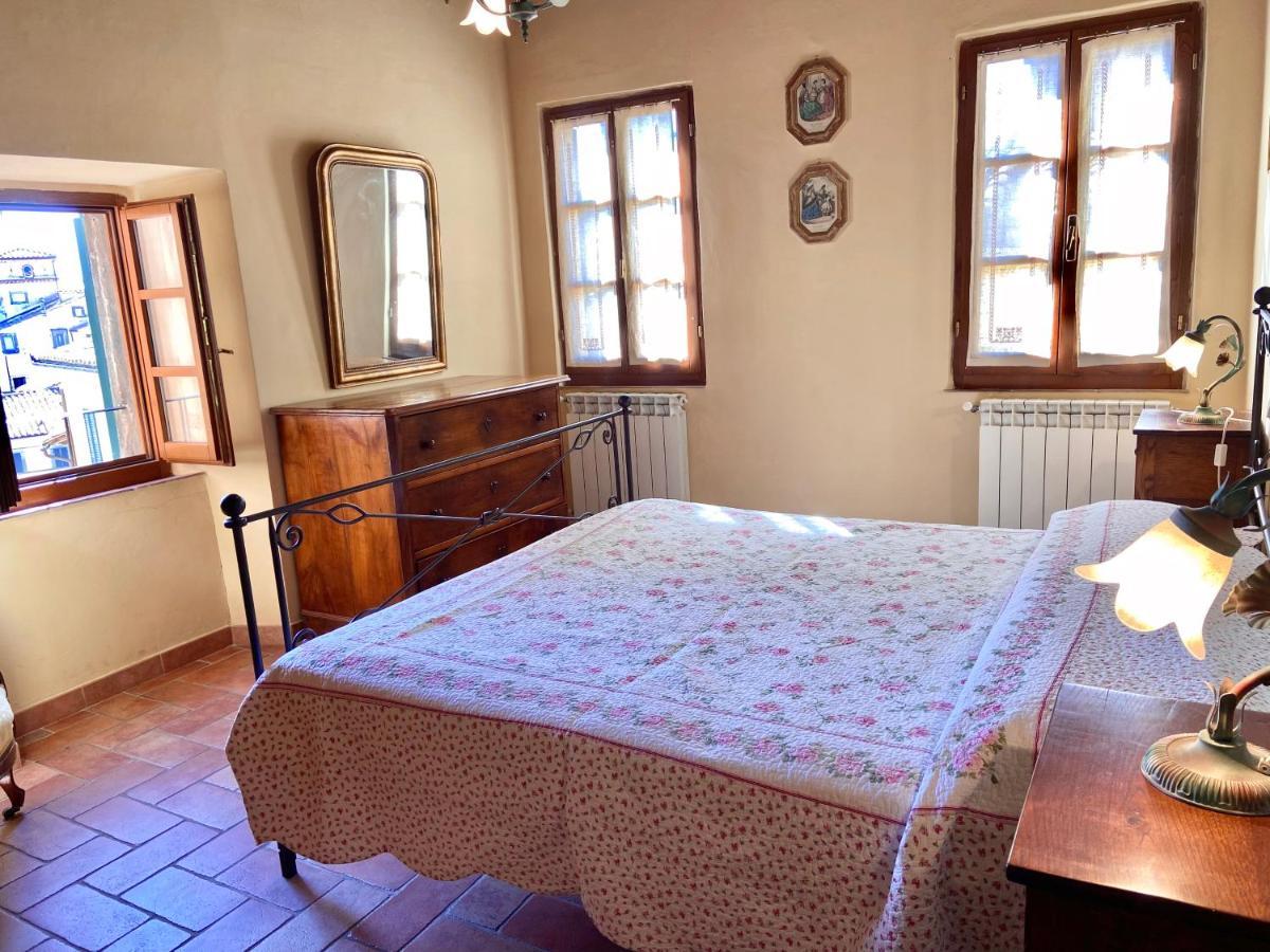 Casa Ambra Aparthotel Cortona Bagian luar foto