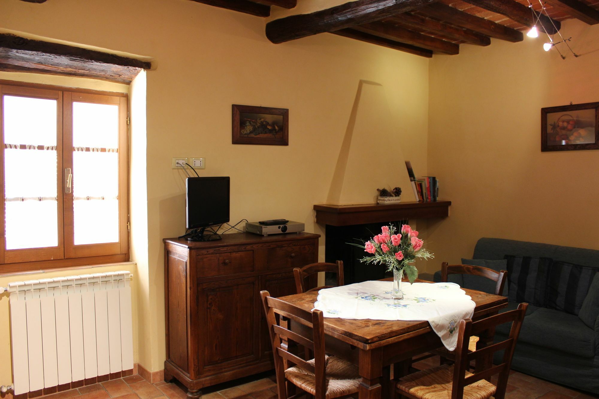 Casa Ambra Aparthotel Cortona Bagian luar foto